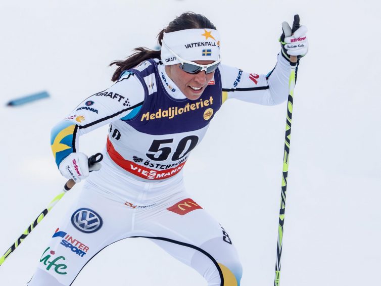 Sveriges damlag inför stafett för i skid-VM