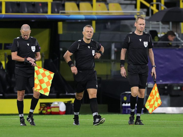Björn Kuipers dömer EM finalen
