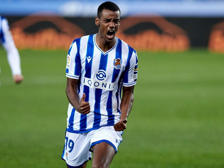 Alexander Isak har förlängt sitt kontrakt